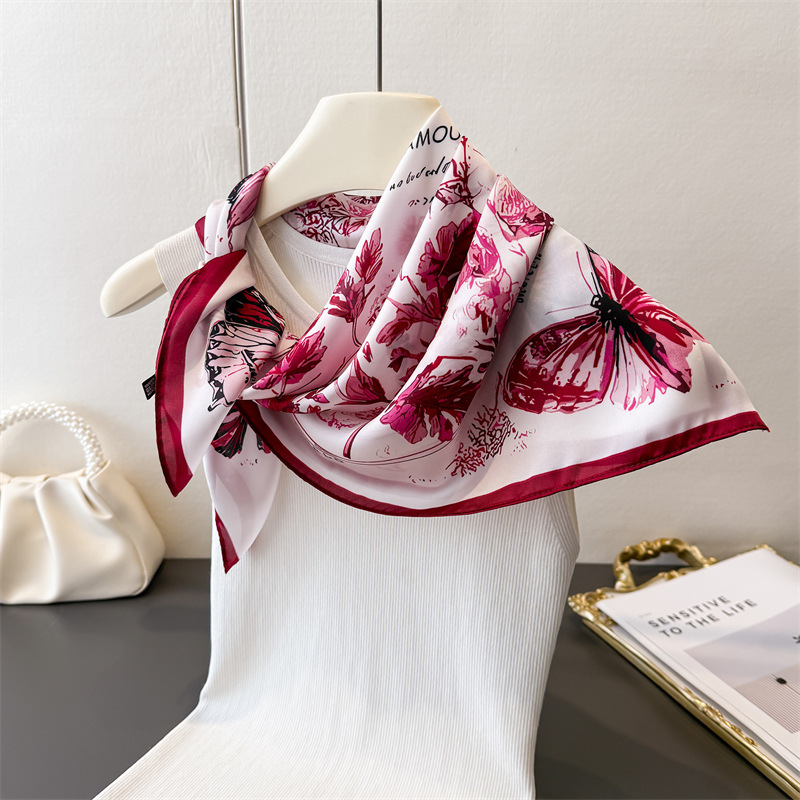 Vintage Butterfly Sketch Squar - đánh giá và giá Ascot Neck Scarf