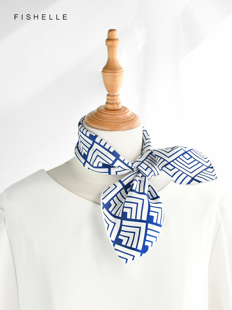 Geometric printed real silk tw - đánh giá và giá Ascot Neck Scarf